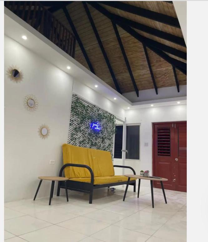 Queens Palace -Montego Bay Airport Suite المظهر الخارجي الصورة